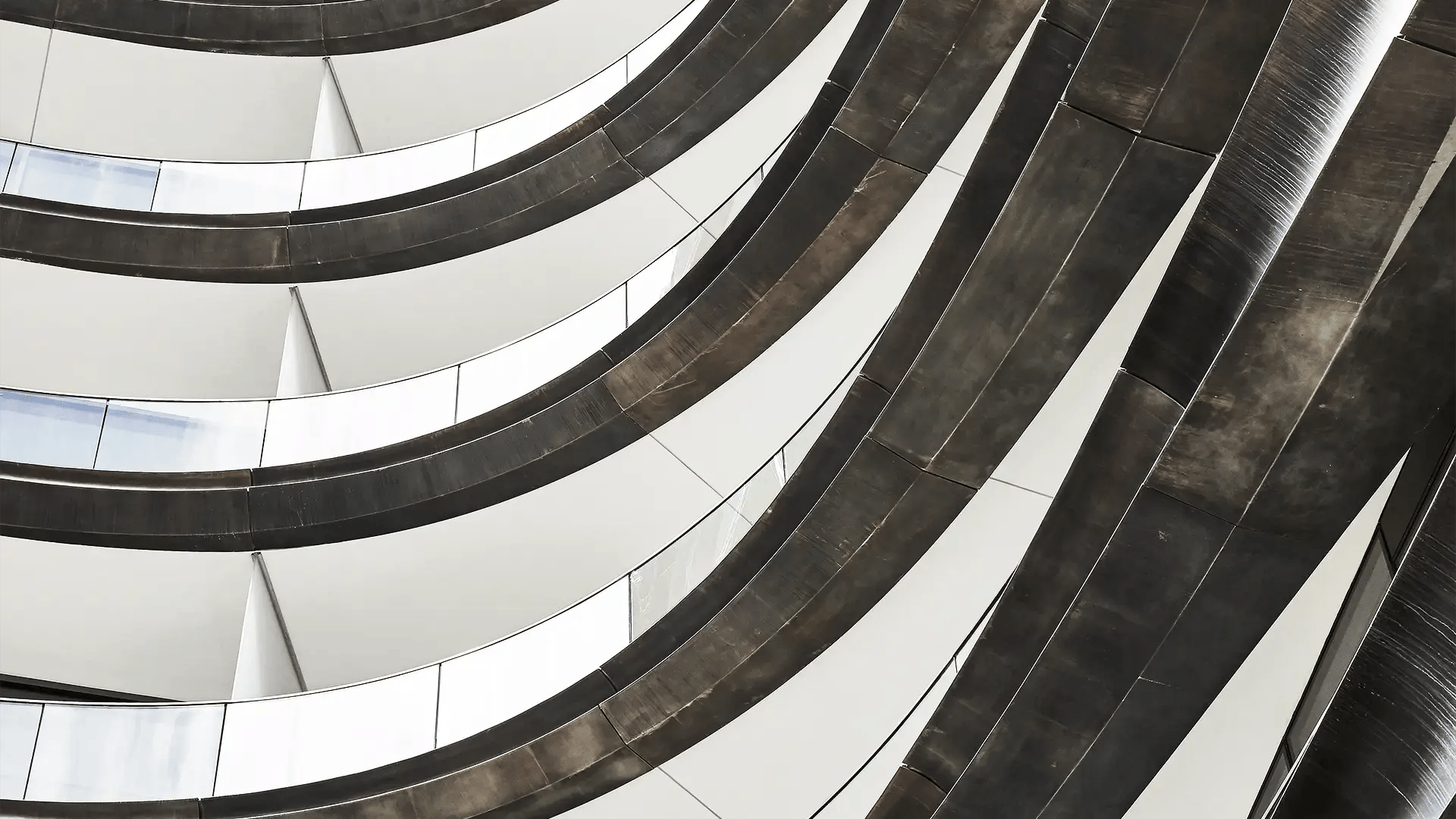 Sjolund-Blog-Cases-Architecture-Metal-Curves-1920x1080