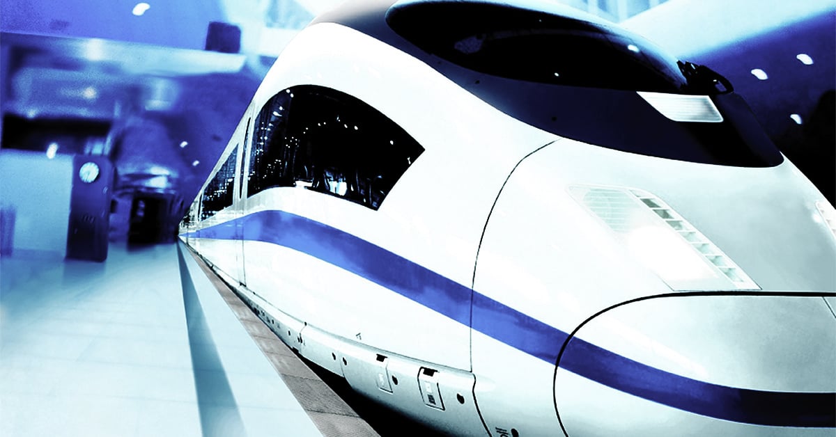 Crash walls in the car body structure of a train 